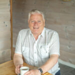 jan davidsen drikker kaffe